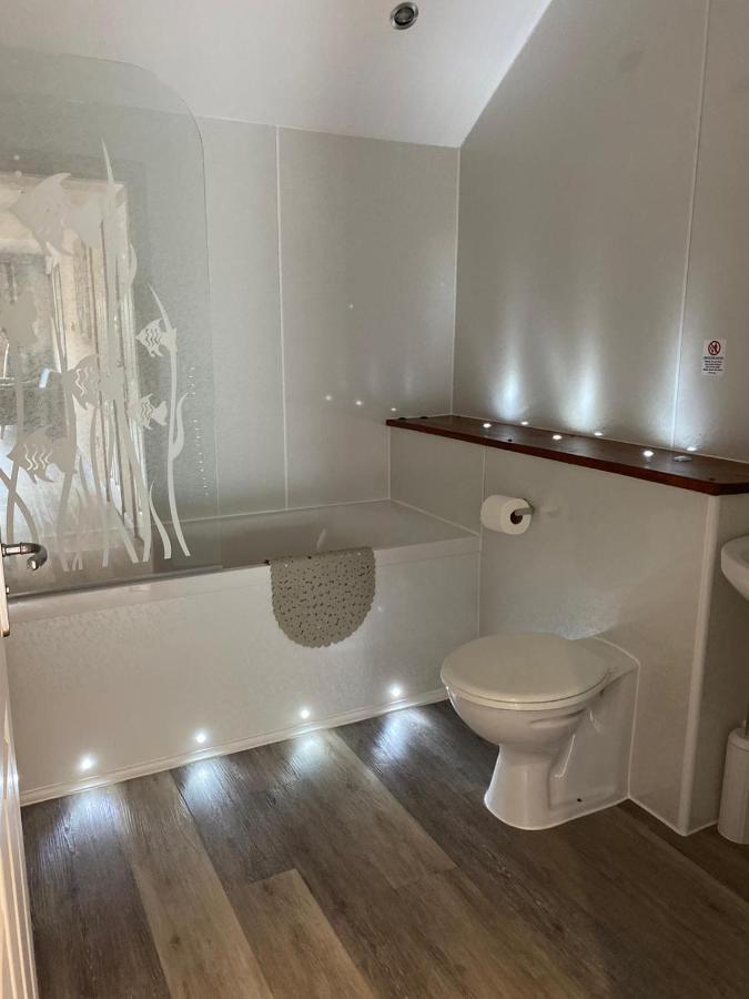 3 Sheraton Apartments Форт-Вільям Екстер'єр фото